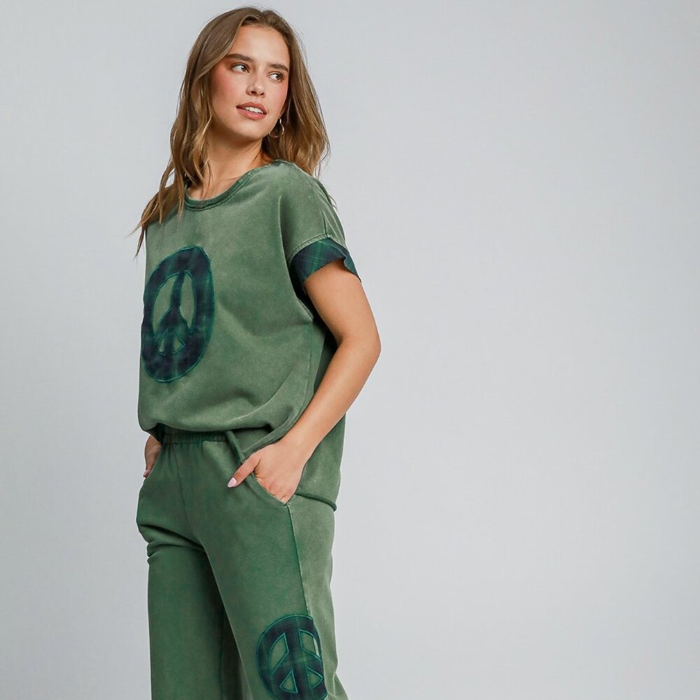 U14 Umgee Green Peace Mineral Washed Top and Pants Set